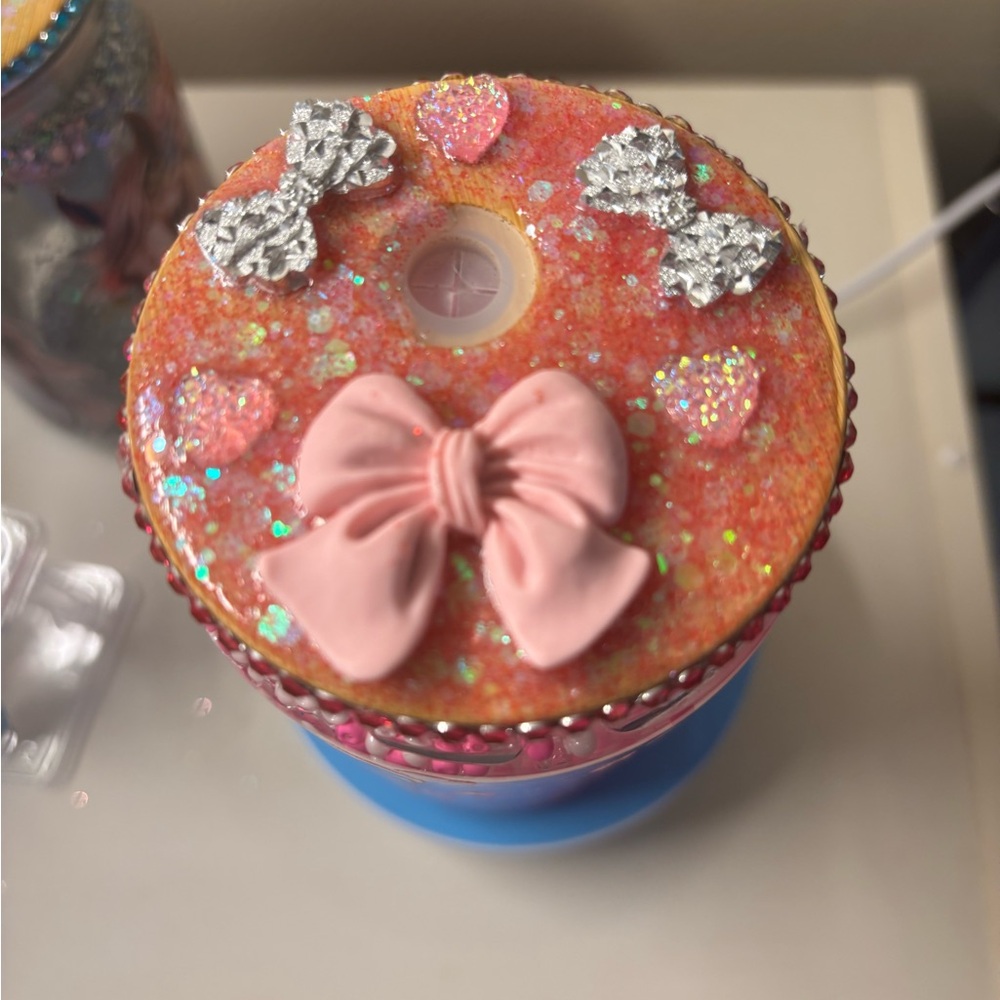 Pink and Silver Decorative Party Lid